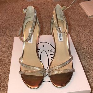 Steve Madden gold heels